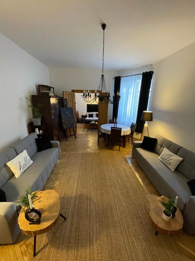 Piotrkowska2828 Apartament. Apartment *