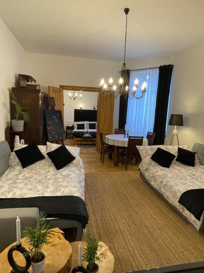 Piotrkowska2828 Apartament. *